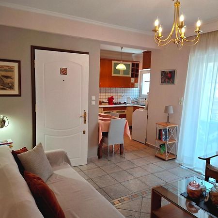 Απέριττον 2 Apartamento Trikala  Exterior foto